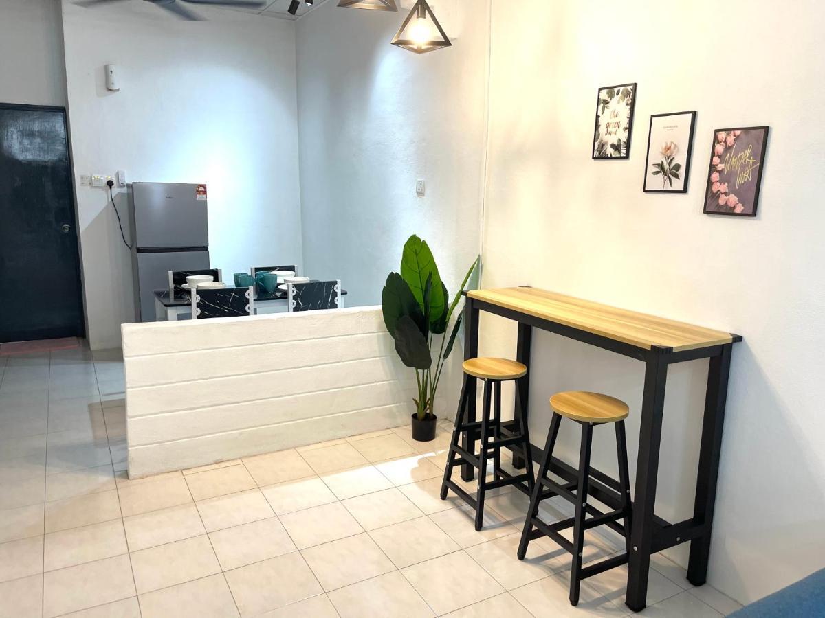 Entire Cozy Home 16 • 3 bedroom @ Alma Bukit Mertajam Buitenkant foto