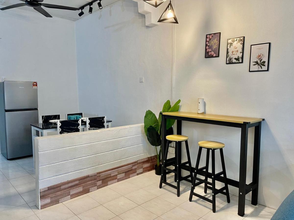 Entire Cozy Home 16 • 3 bedroom @ Alma Bukit Mertajam Buitenkant foto
